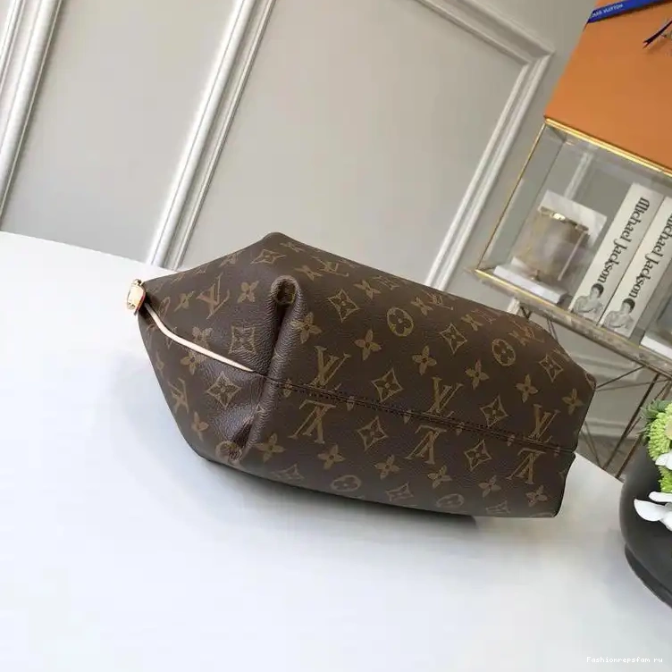 Fashionrepsfam ru LV 19T1L0189 Bags 0818
